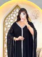 عباءة فاخرة+فستان أنيق —  بسعر قطعة واحدة